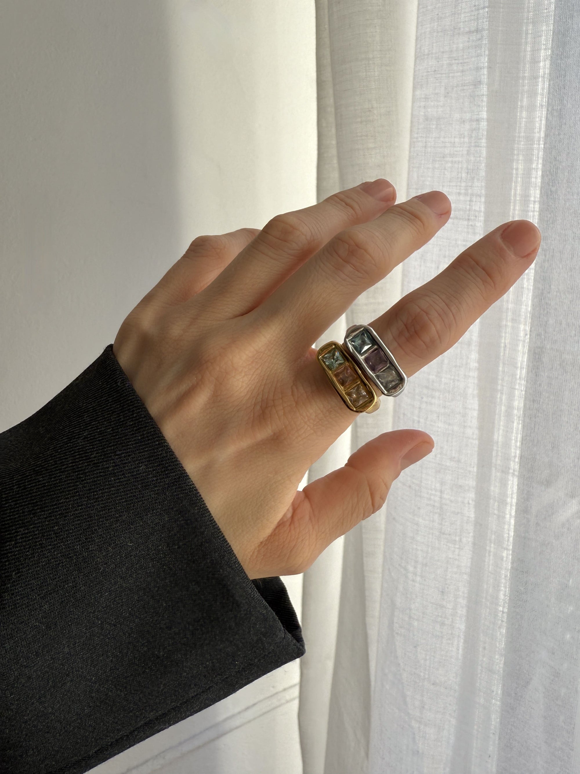 Anillo Isabella Dorado