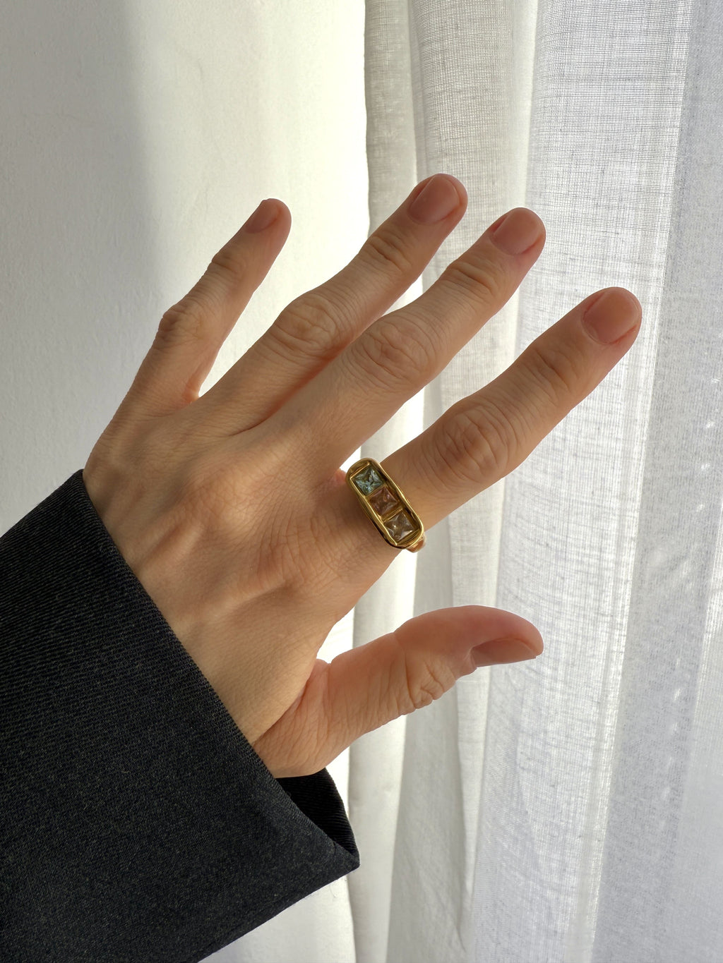 Anillo Isabella Dorado